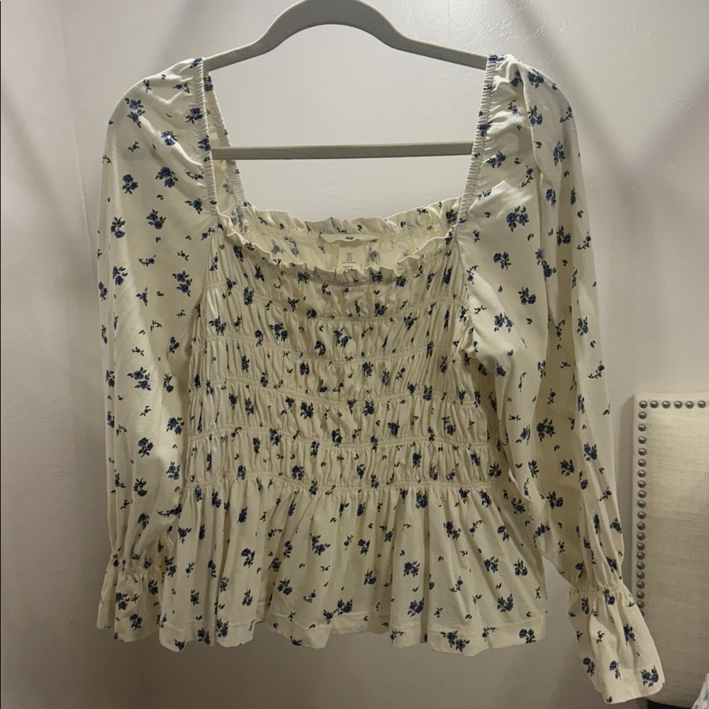H&M Cream Floral Smocked Peplum Blouse with Blue Print - Picture 3 of 4